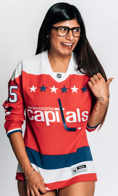 Unpopular opinion: Mia khalifa is overrated. Thoughts?