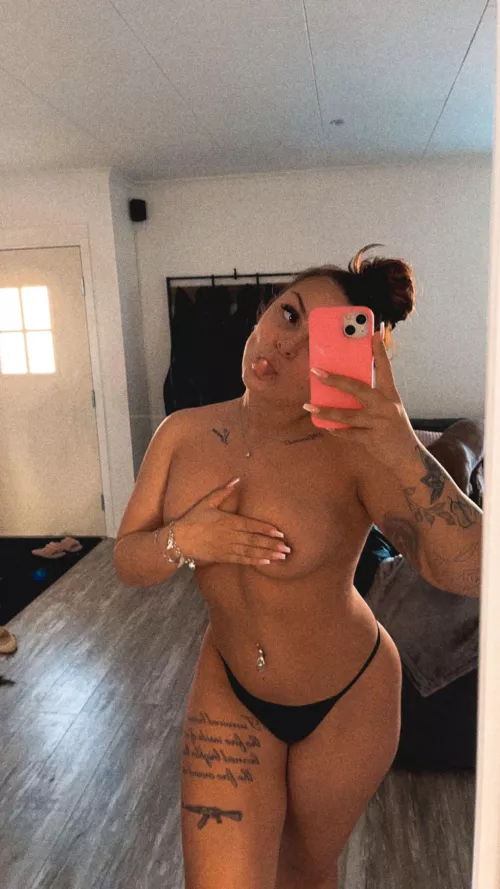 Upvote if you’d fuck me