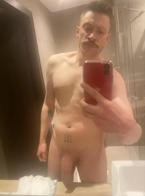 who can I facefuck with this massive cock