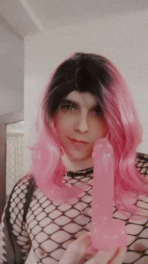 Who wants a video of me sucking it?💓