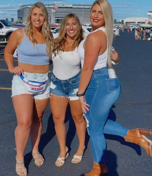 Whole Litta Thiccness