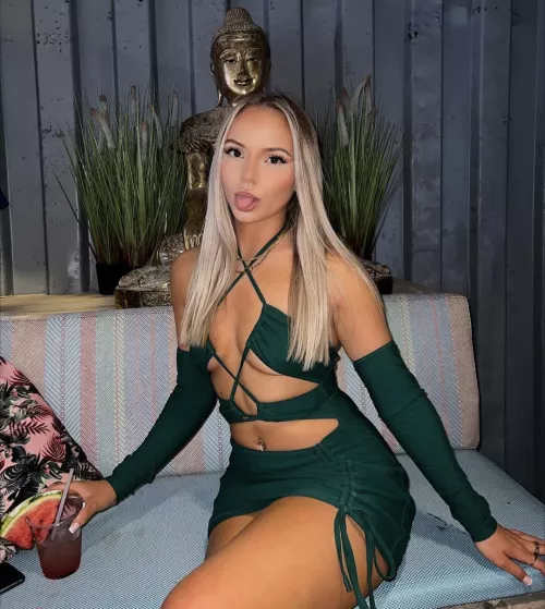 You're on a date together