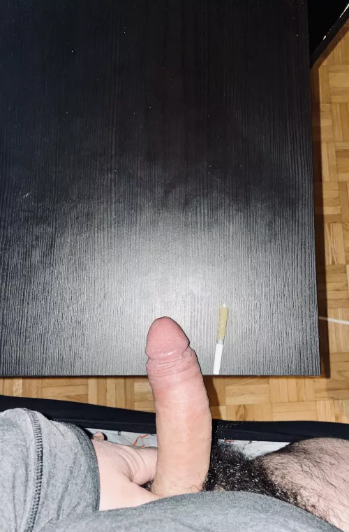 1:00a(m) and I think it’s time for my final toke, which means my 6+ hours of edging has to cum to an end 🍆💦