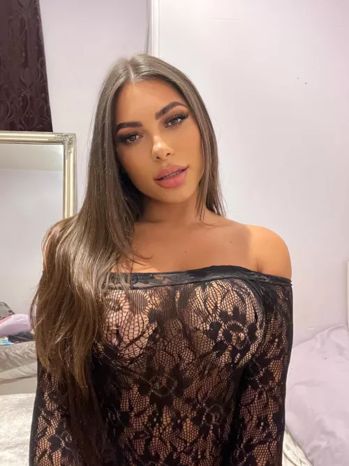 20% off my VIP page baby, link in the comments 😈 2 free videos when you subscribe