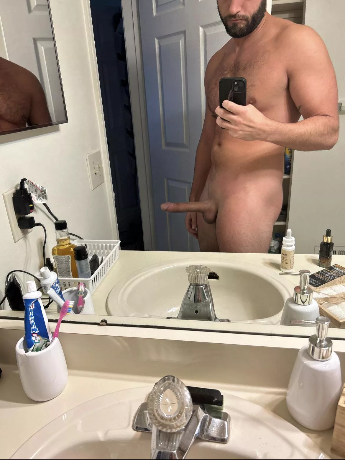 36 married bwc. Let’s stroke while my wife’s out! SC: Pwarby23