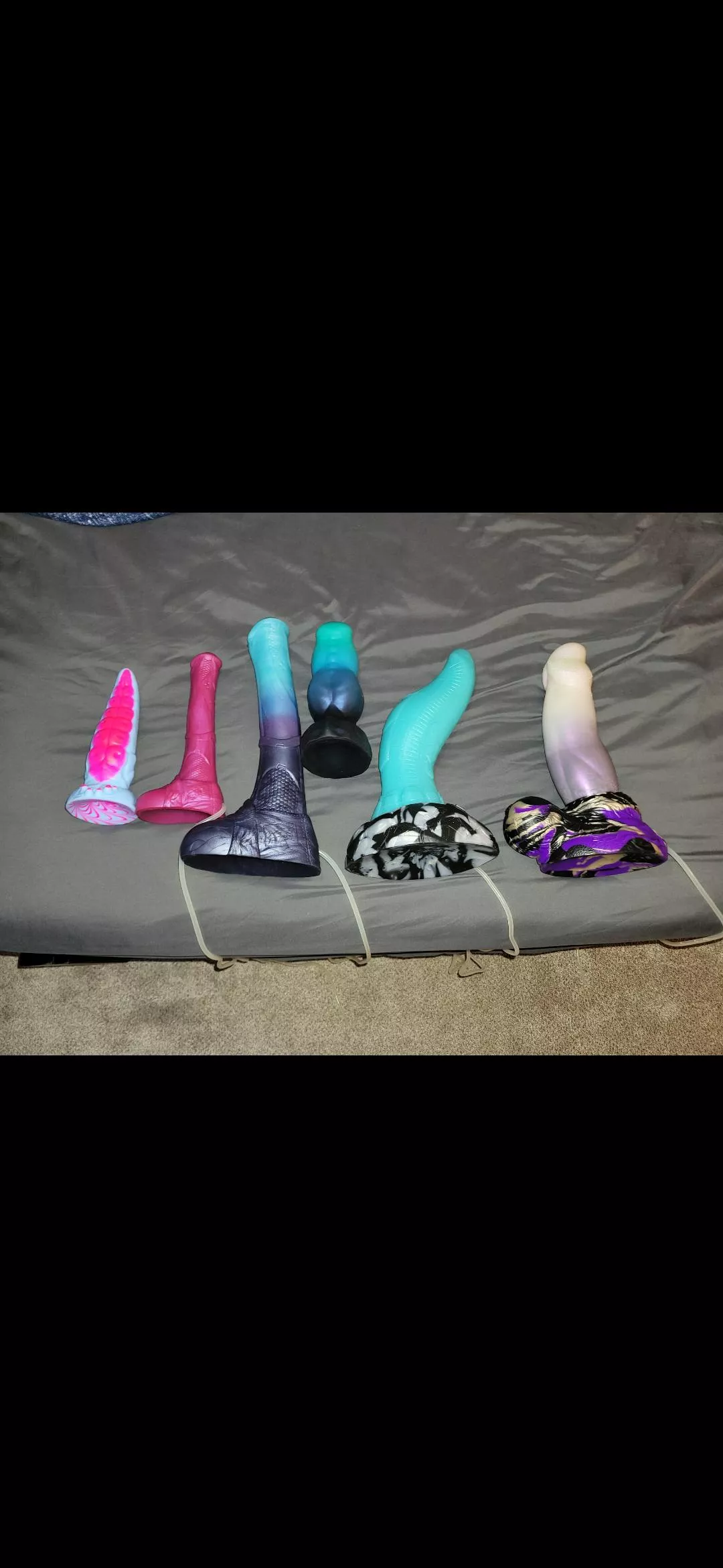 Bad dragon Kyle for sale. Large medium firmness. SC CT toy. Used 2 times. 170$