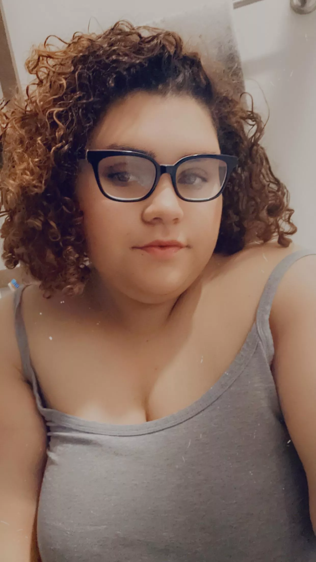 Bbw, curly hair what more can you ask for😍😍