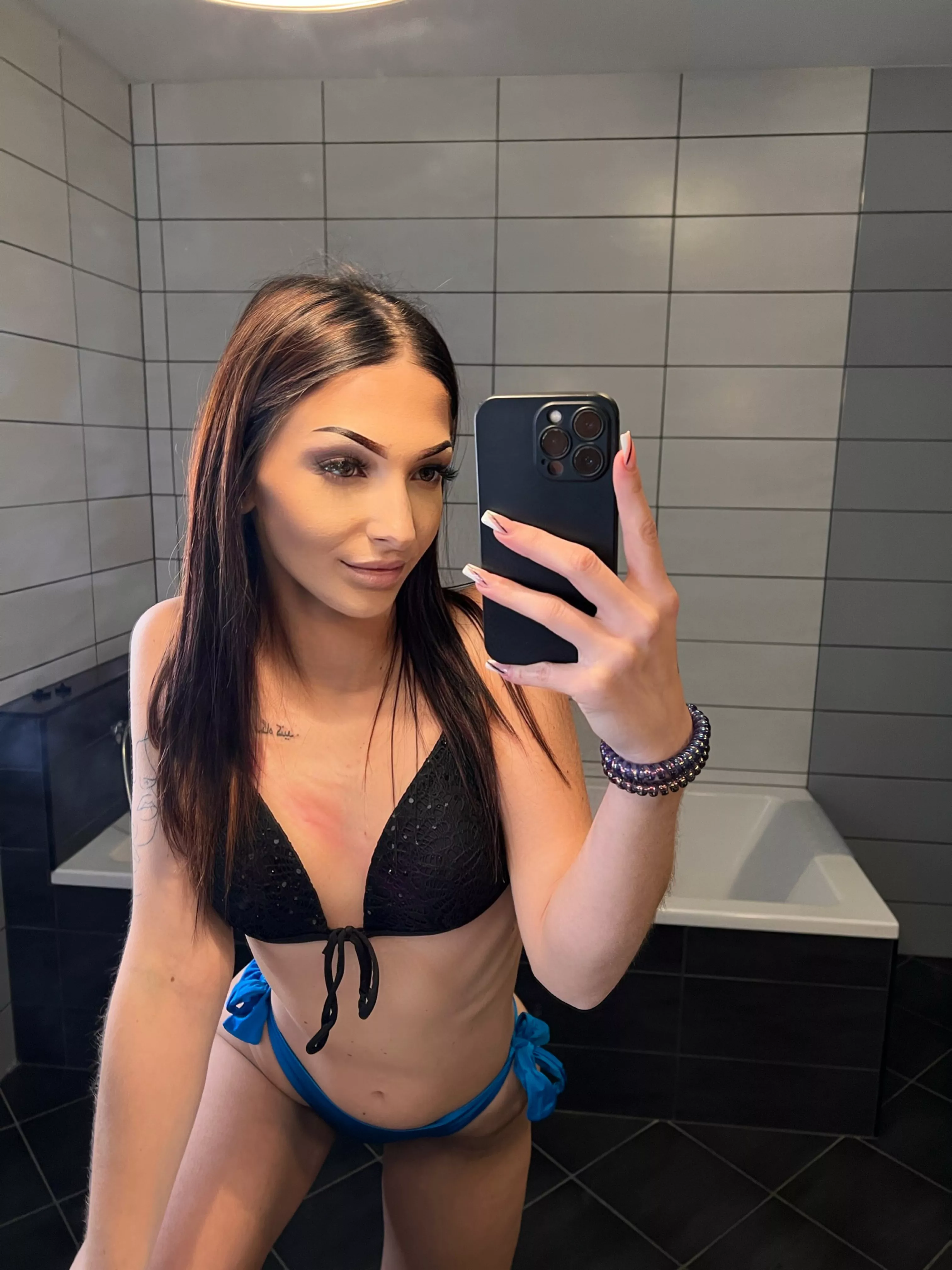 Black & Blue what do you think