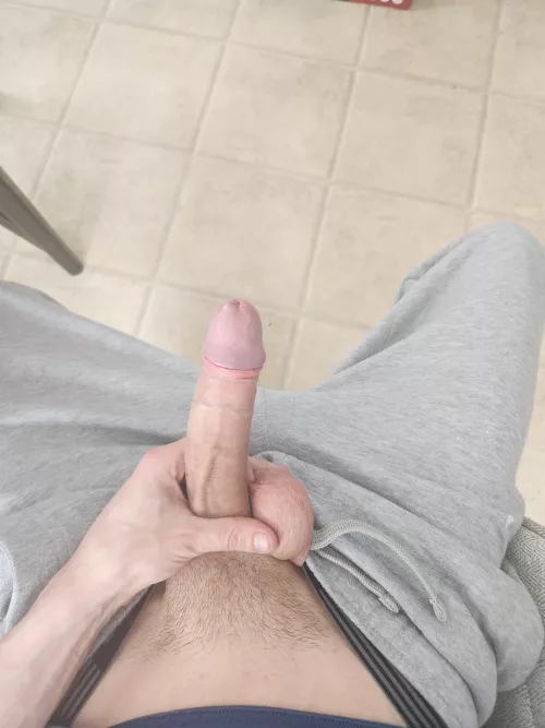 Craving a little slut this morning