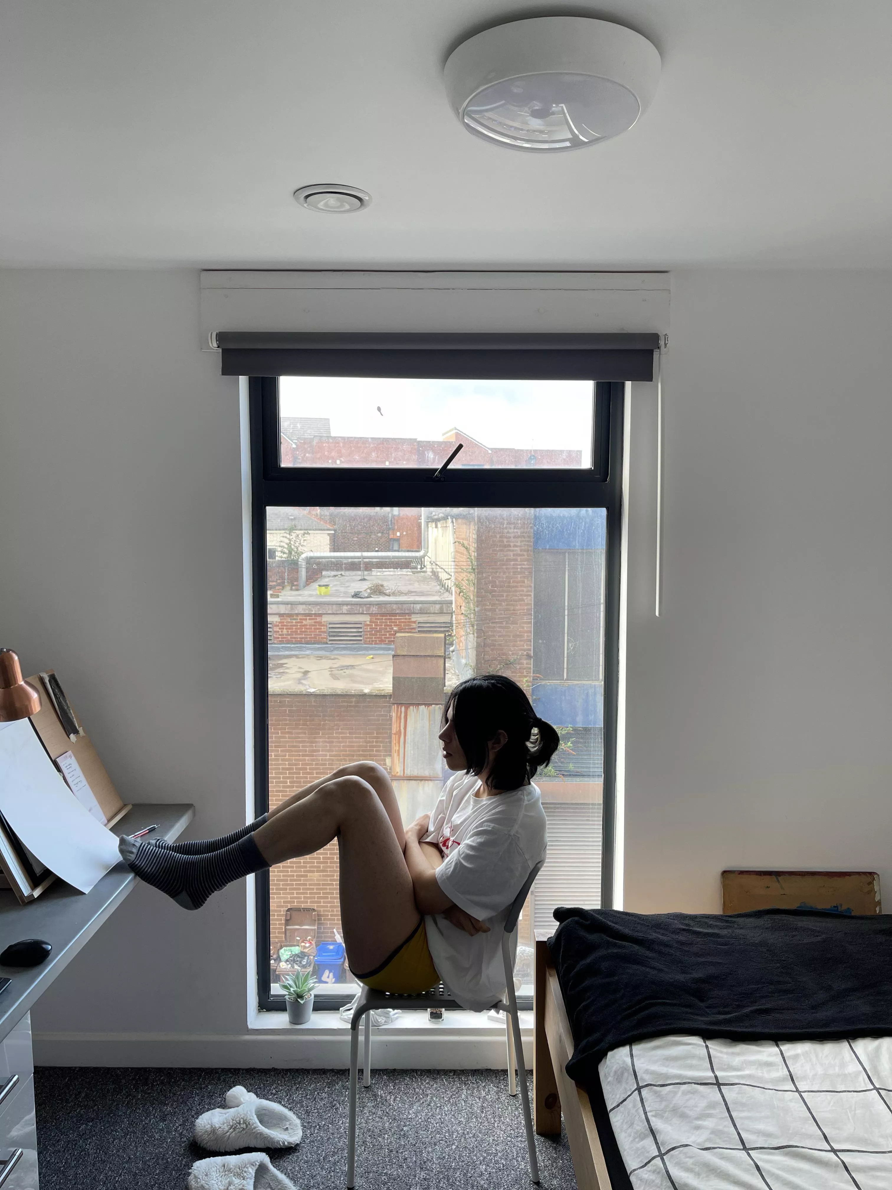 do people judge you if you wear crocs?