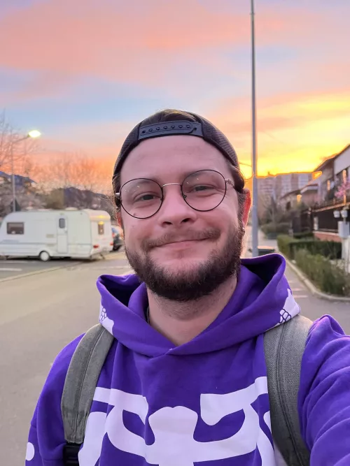 Hello lovely people. Hope everyone has an awesome weekend!