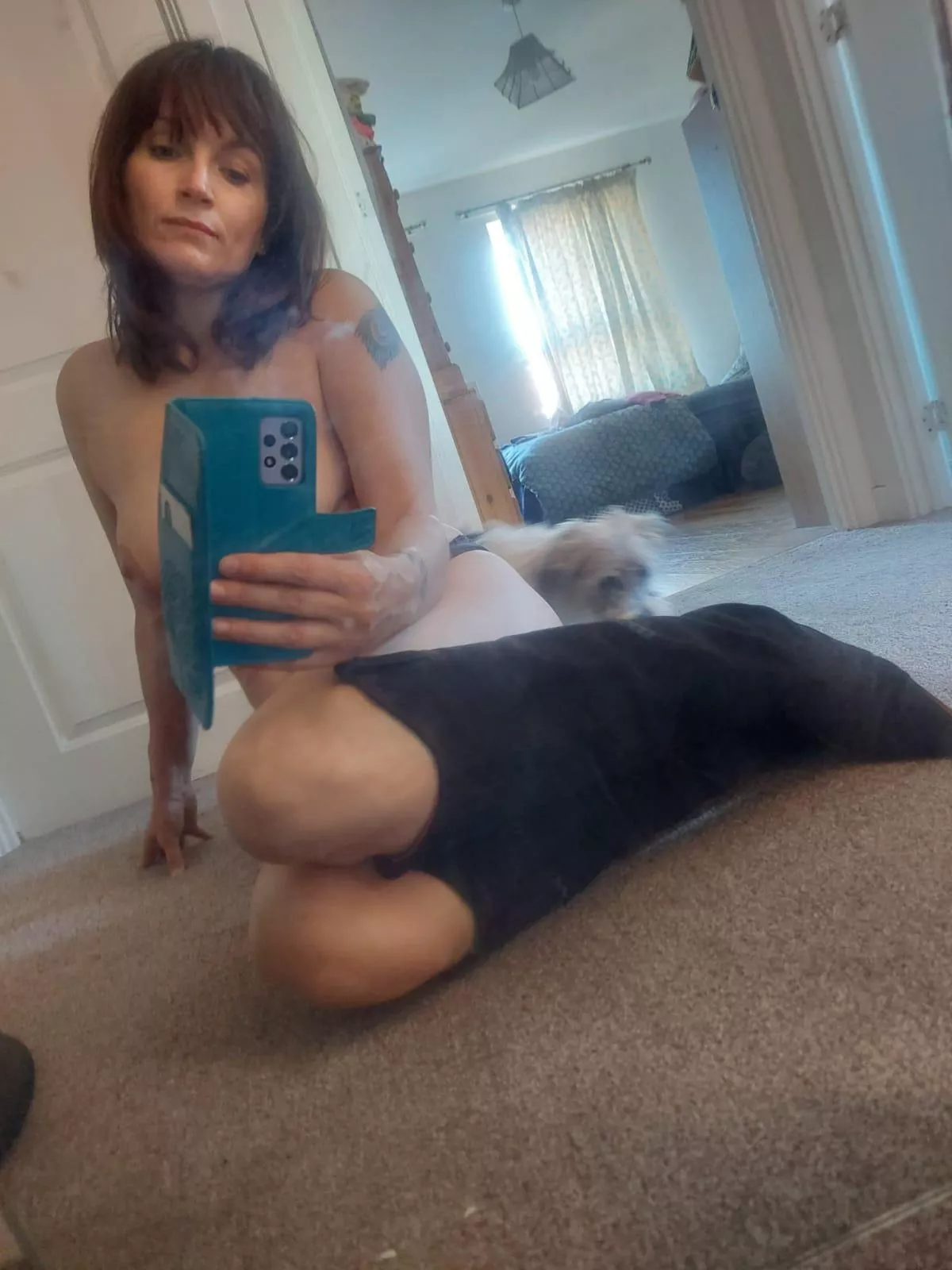 Hi [f]43 8stone 5’6