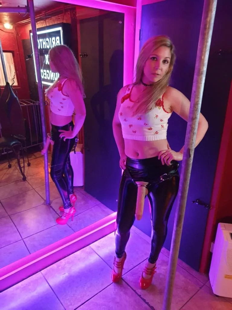 I'm very lucky to serve this incredible Goddess!