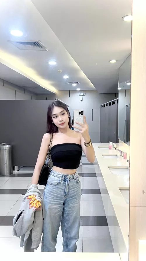 Mirror on the wall, who's the horniest of them all?