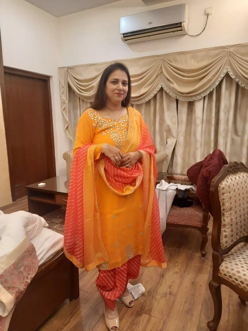 My moms wedding dress