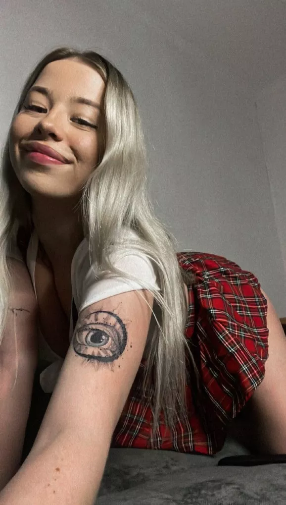 Please use me as a sex toy