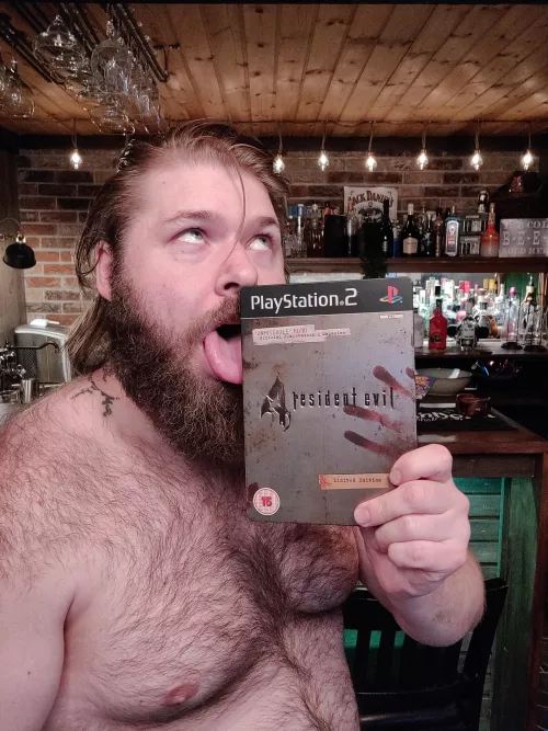 Resident Evil 4 Remake launch day. So here's the older one. Hope you all get a great weekend!☺️