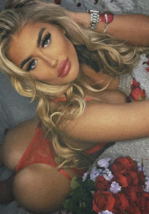 Slutty little blonde chav