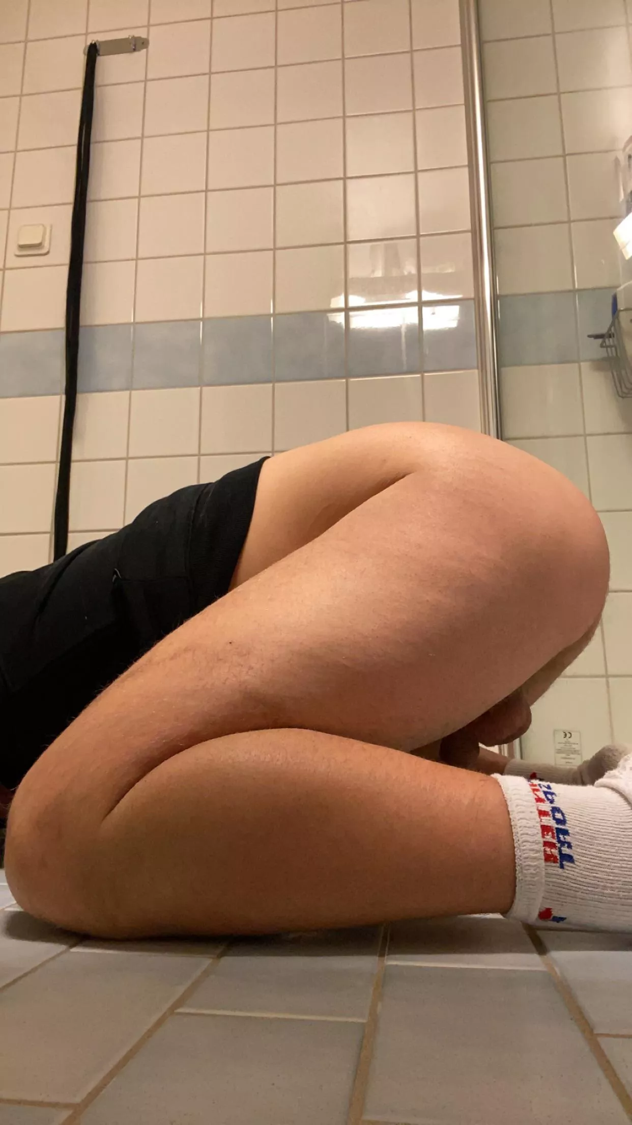 Tell me what you want me to take pics or videos