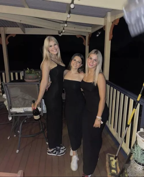 the height difference😯 they're all so hot 🥵