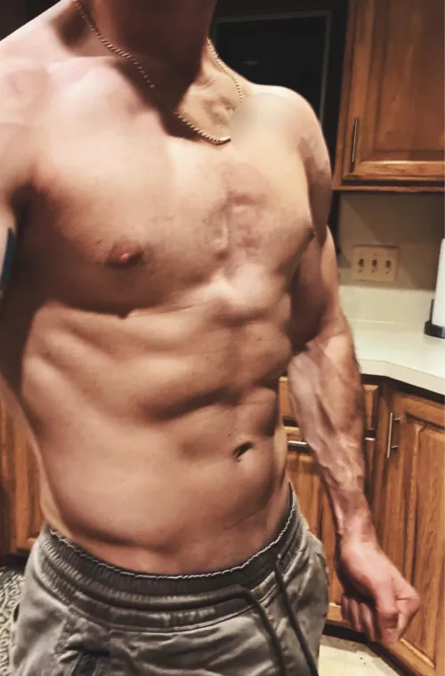 They say abs are made in the kitchen but I say they’re made in the bedroo[m]