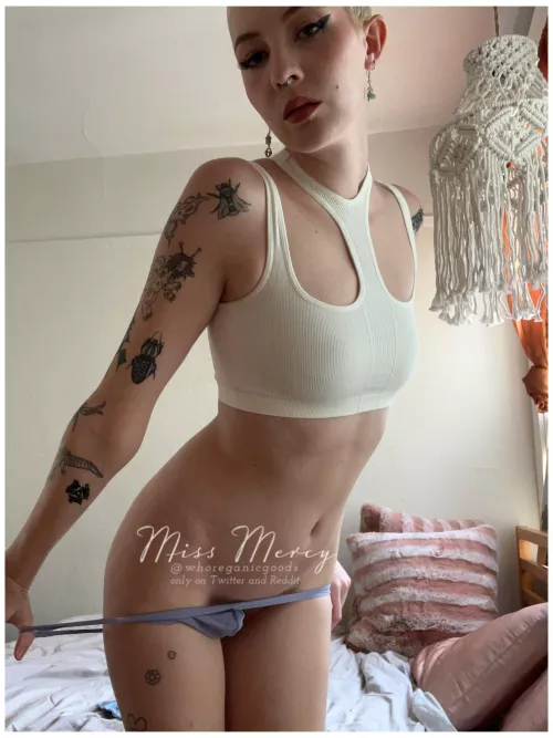 They’d be so easy to slip off…