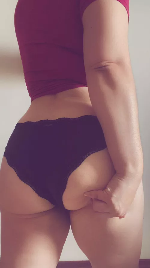 Would like to squeeze me?