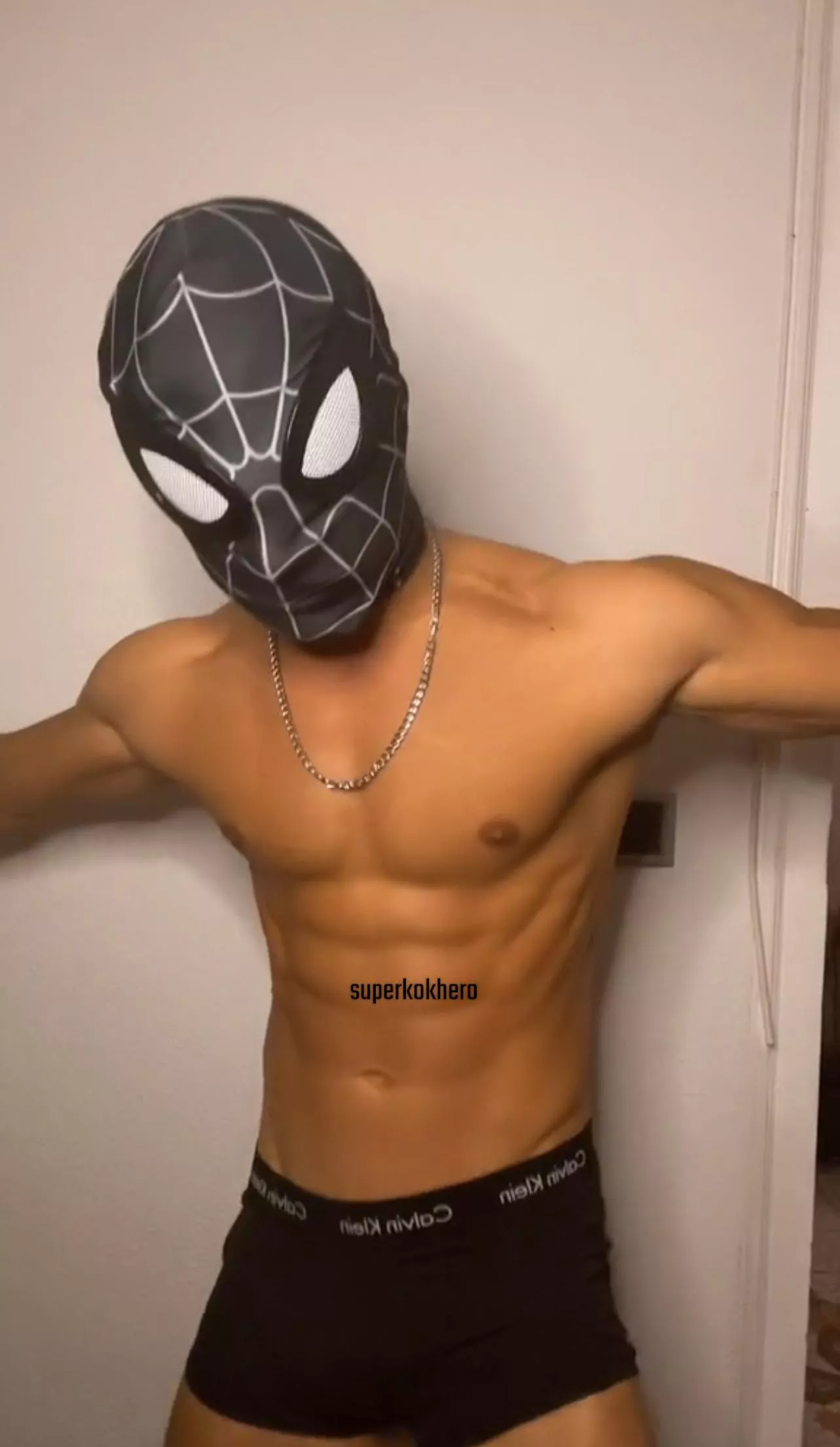 Would u smell my armpits?😏