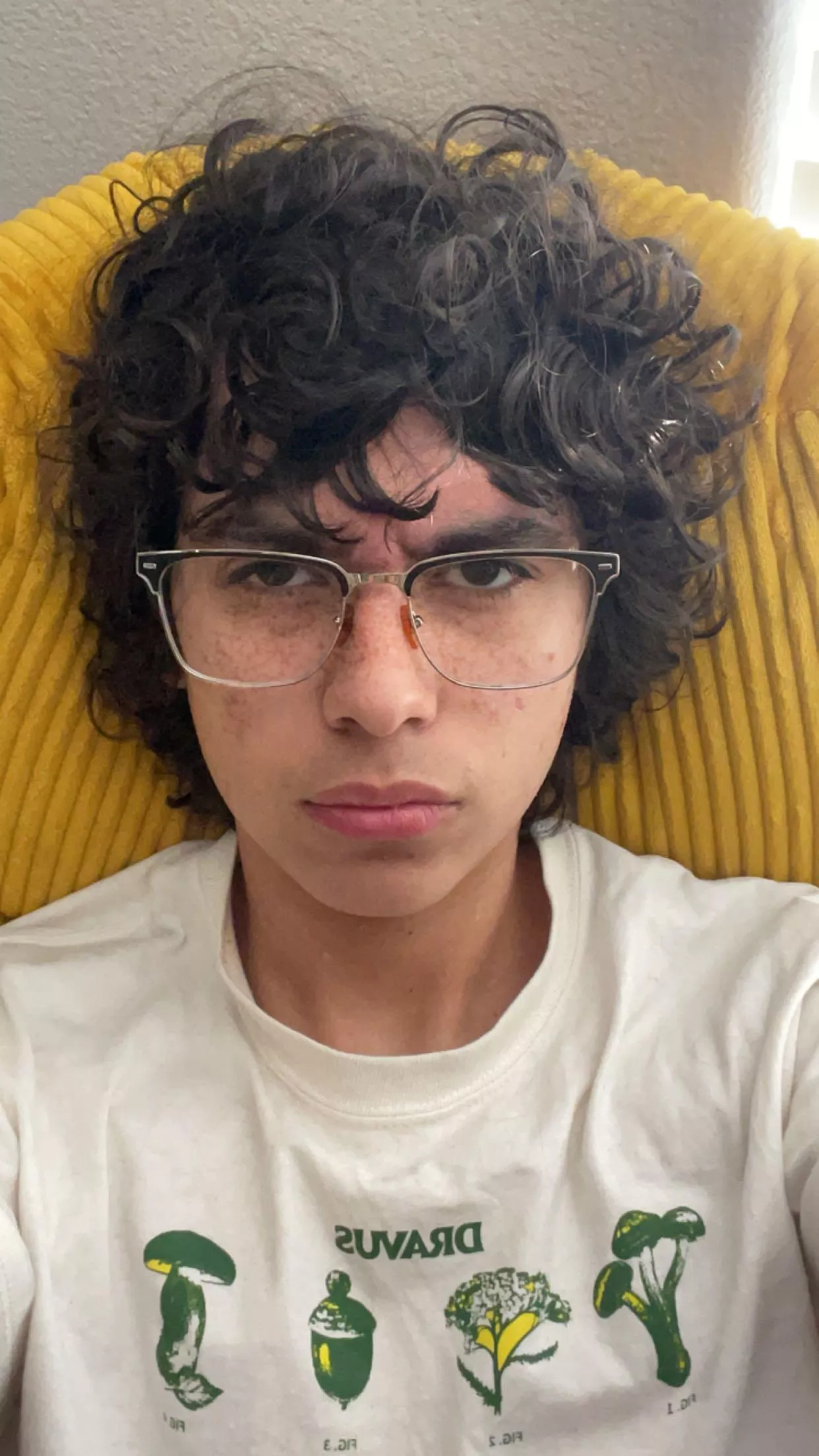 18, big cocks and hot guys add me! Same age+ @oliverc1522