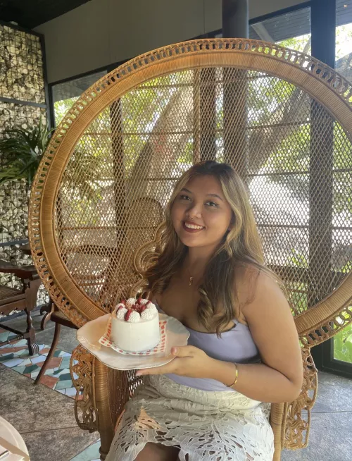 A year older 🫰🏻😗🫰🏻