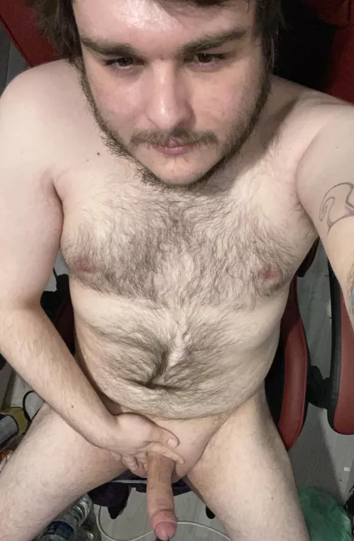 Any ladies wanna take a thicc dudes v card?