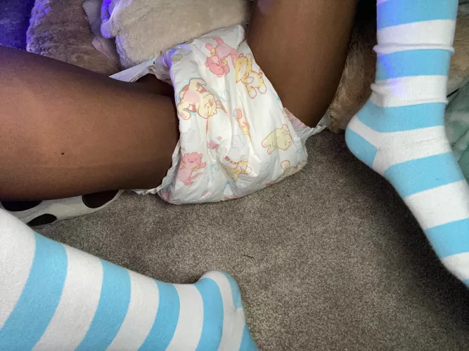 Diaper check! ☺️🌙🧸