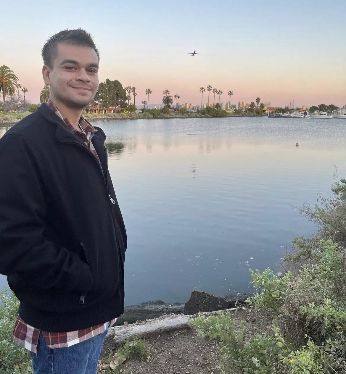 Dinner and a sunset. Who wants to watch with me?♥️