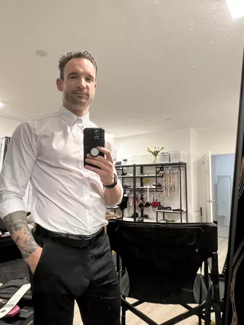 Dressing formal can be so sexy