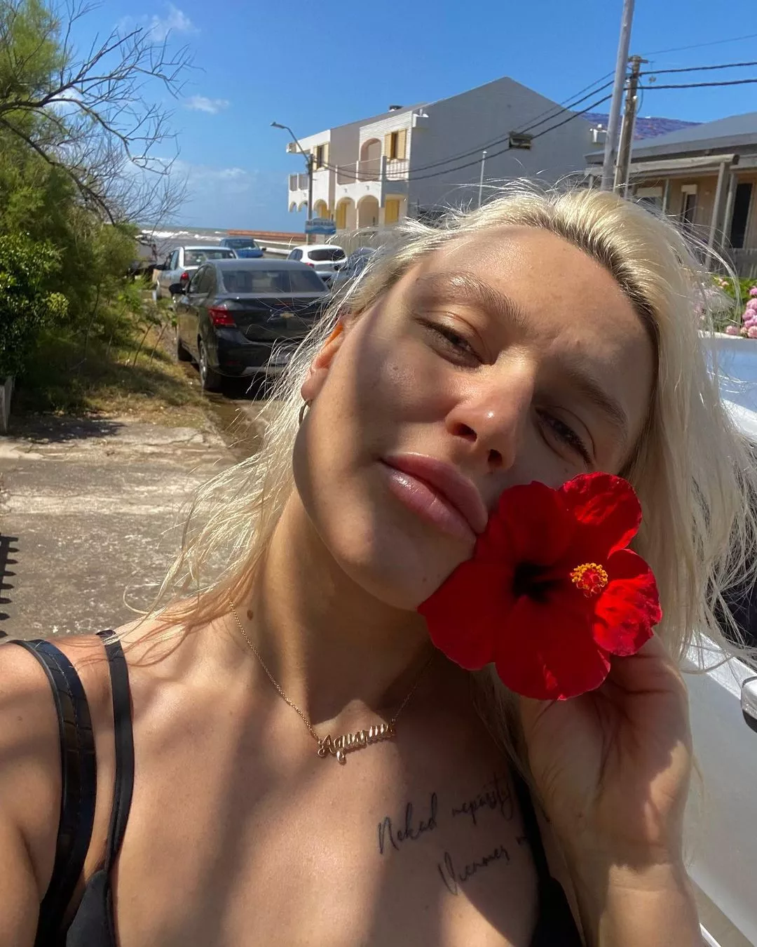 F32 50% savage, 50% hotness