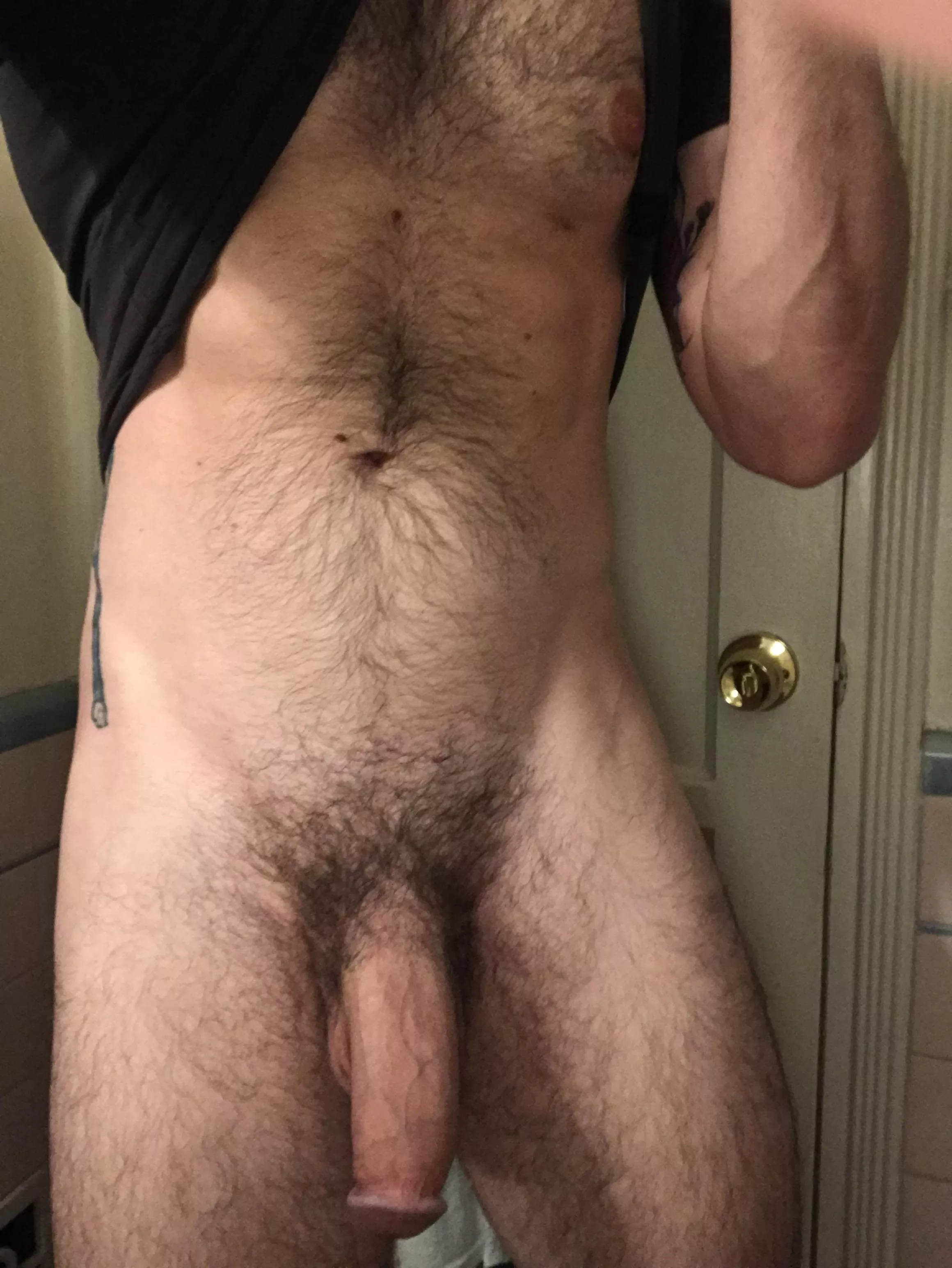 Fat floppy dick for my fellow otters?