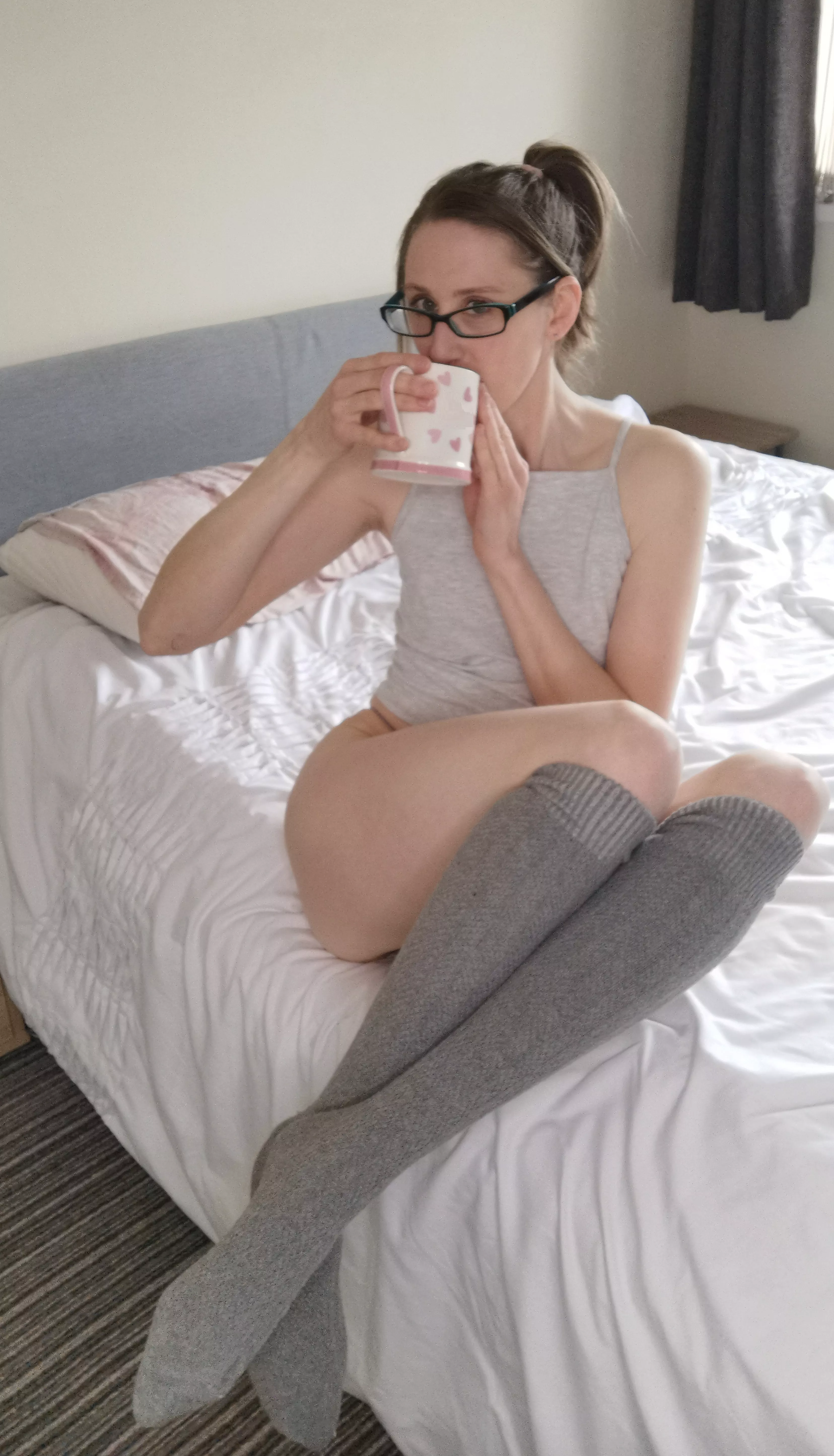 [female] Every day should start with a cup of tea and knee high socks!