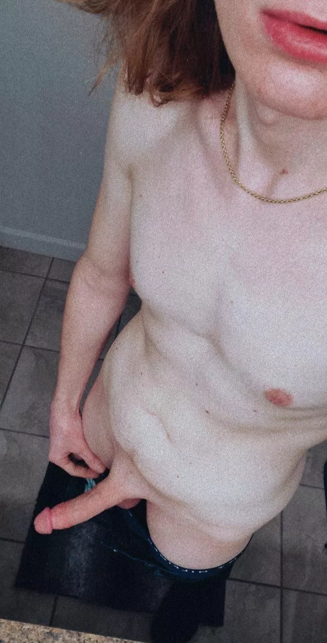 Get On Your Knees & Blow 🍆