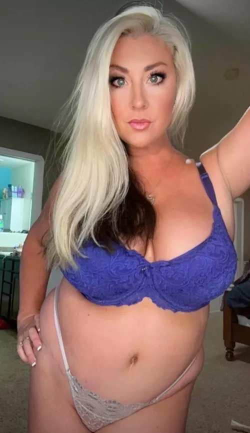 I think I need to get this more wet 😈