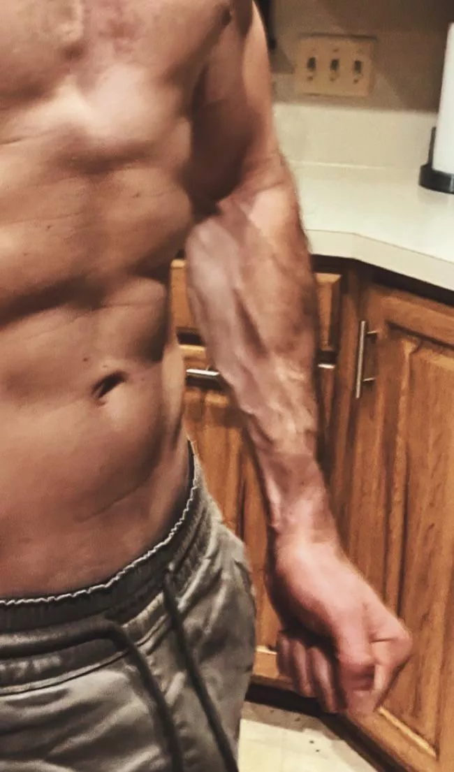 Insanely vascular for some reason. Do I fit in?