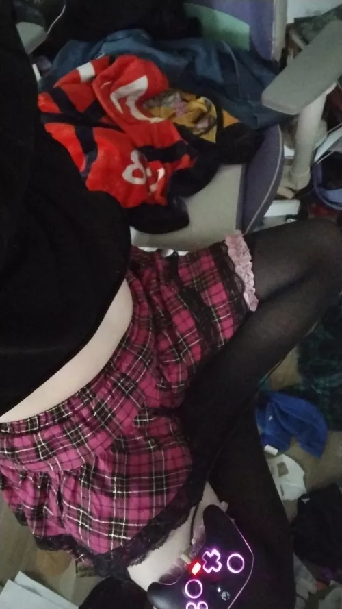 is my gamer outfit good?