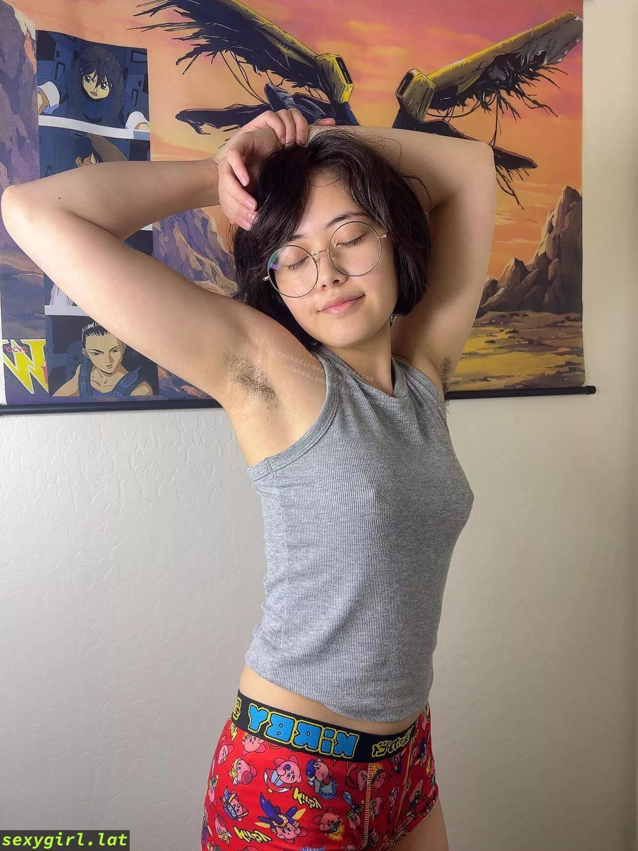 should i keep it growing ? idk it gets reaaaallly stinky when i work out 😓