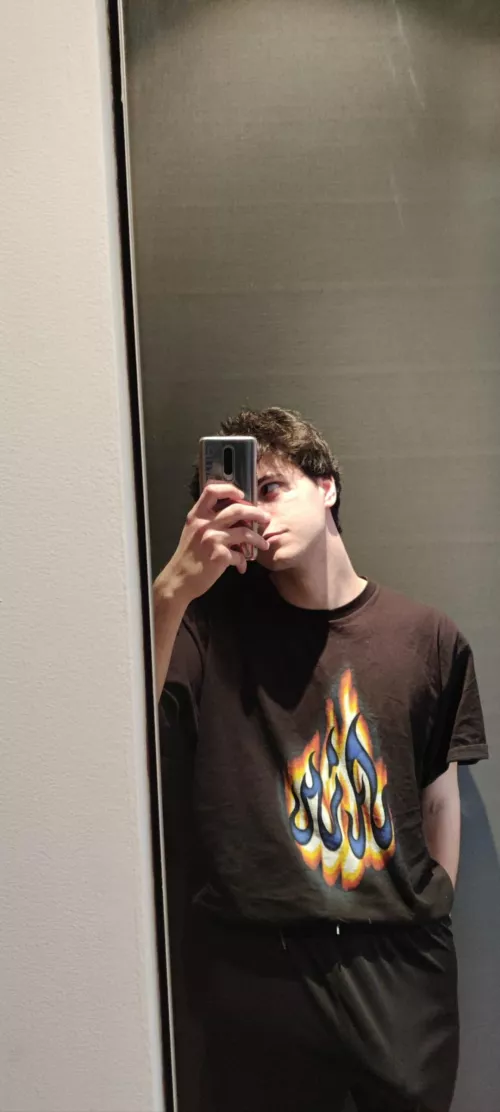 Somebody here wont get an A in hiding 😇