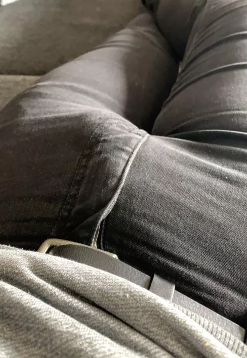 Sunday jeans morning bulge for you to enjoy.
