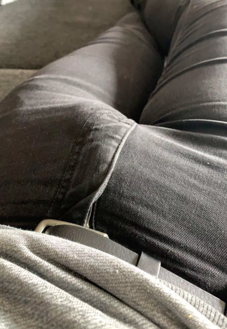 Sunday jeans morning bulge for you to enjoy.