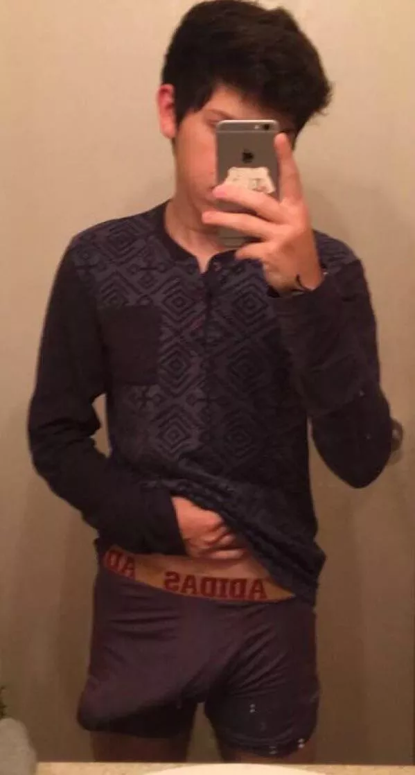 This too big? Guess my size👀