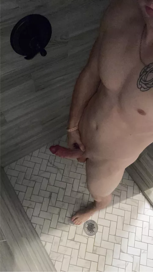 What would u do to my cock in the shower😈