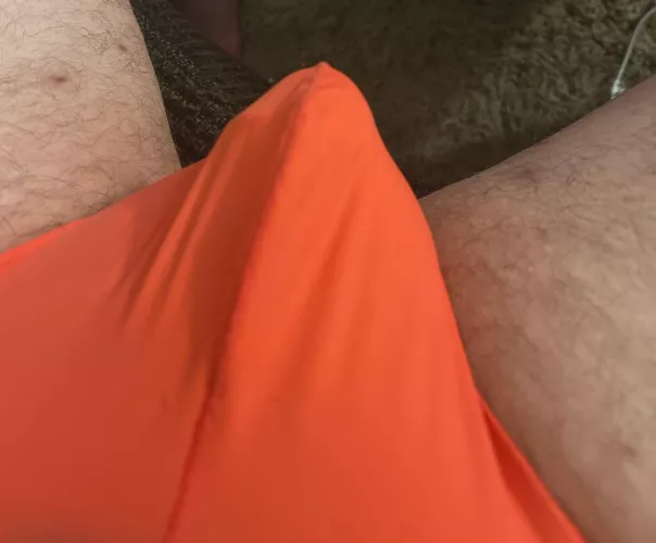 Who likes straight curious cock?
