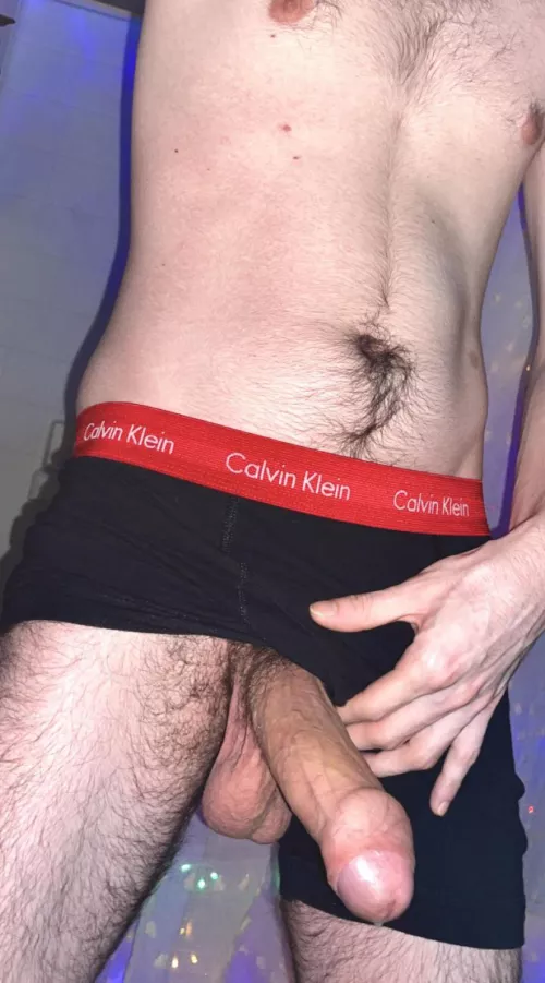 19 uk top looking for bottoms fems and twinks @luctop22