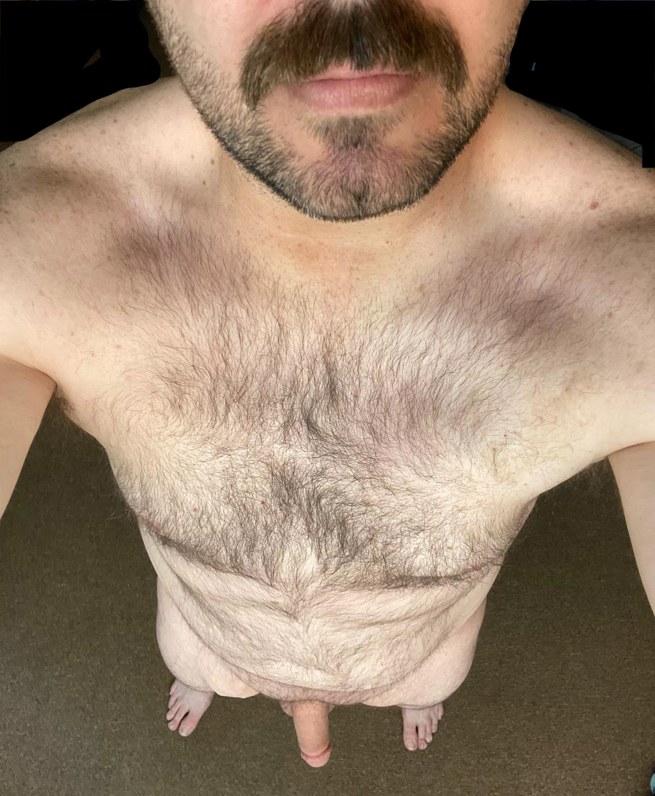 [41] Any love for a hairy dad bod?